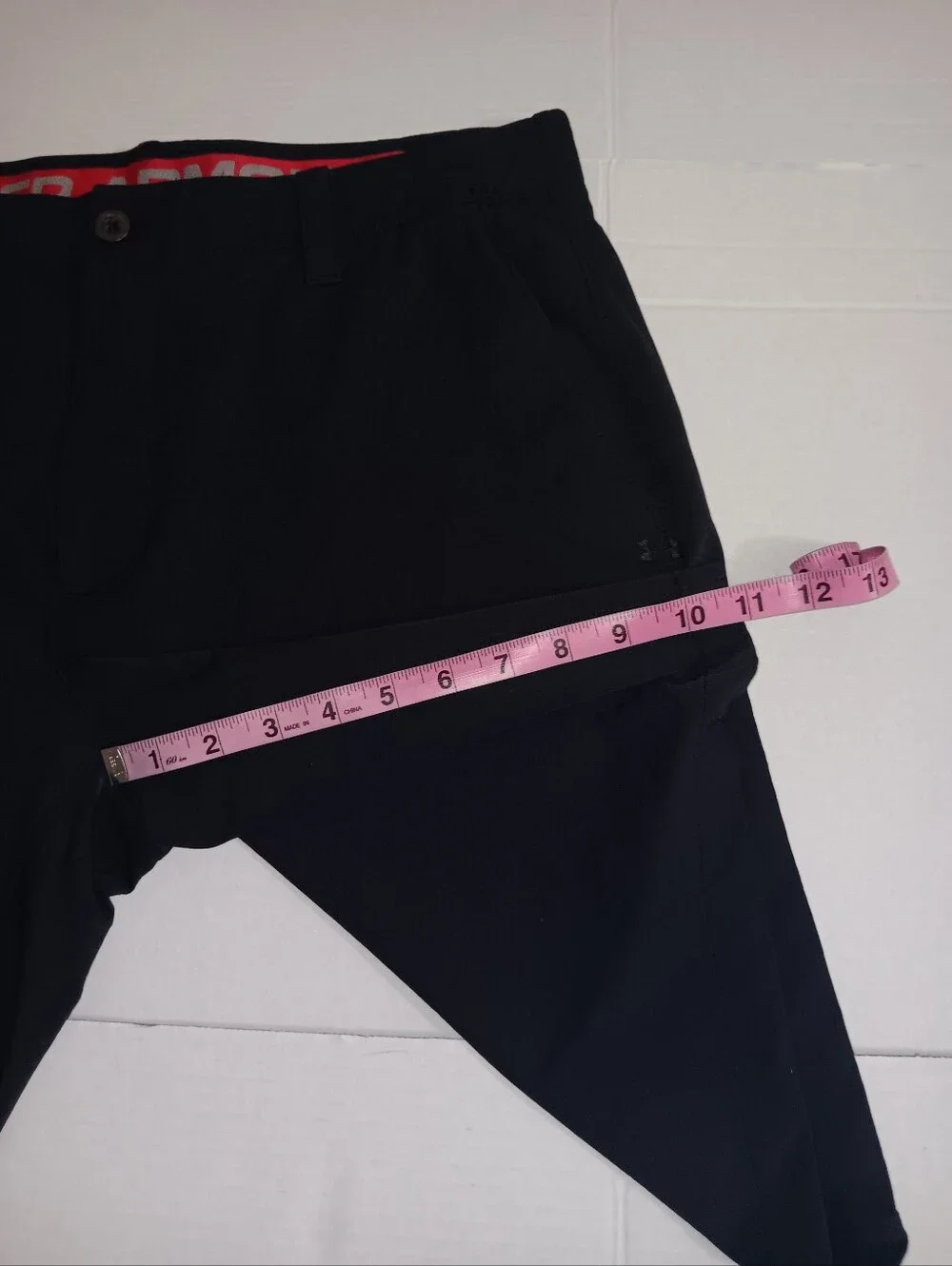 UNDER ARMOUR LIGHTWEIGHT CHINO PERFORMANCE GOLF SHORTS